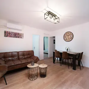 Grand 3 Avec Clim Et Balcon Marseille