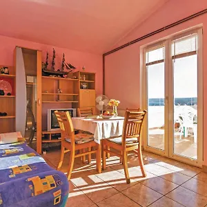 Zz Apartment