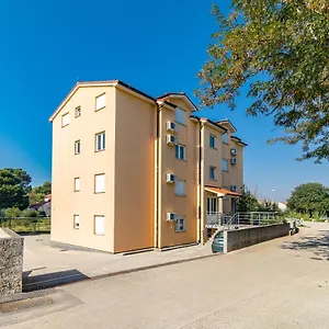 apartments-david-fazana.in-istria.net/
